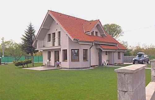 Na prenájom 5 izbový rodinný dom - Voľný ihned